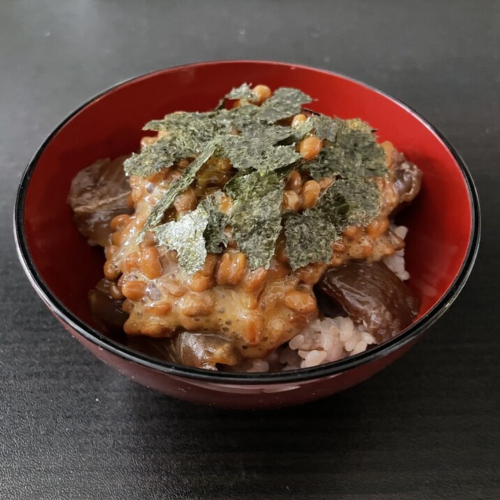 余った刺身で!漬け納豆丼